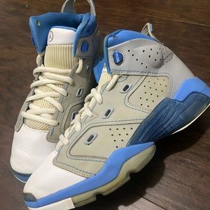 Air Jordan 6-17-23 Retro UNC Blue size 8.5 womens university